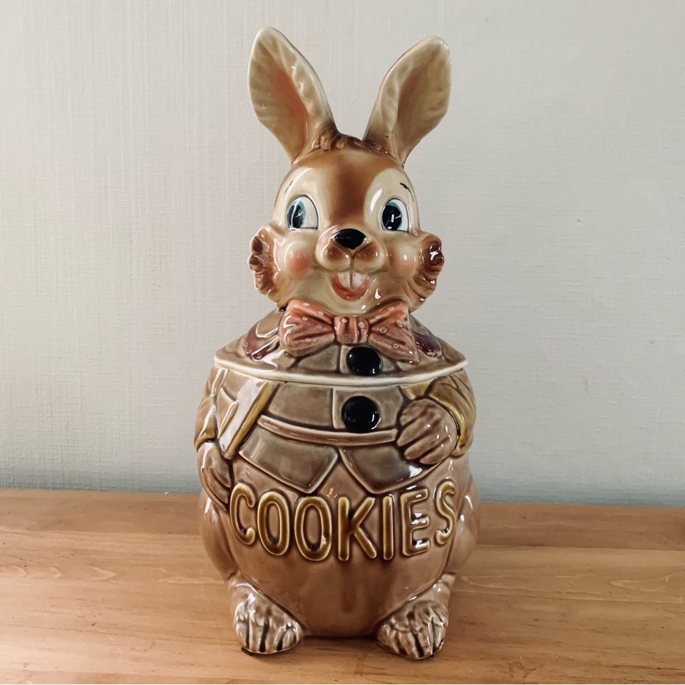 Large Vintage Rabbit Cookie Jar 1960s